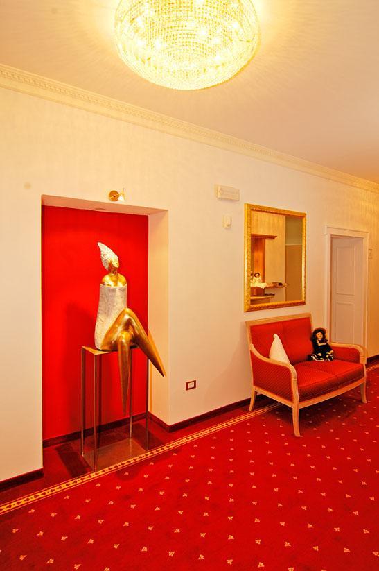 Maria Hotel 4*